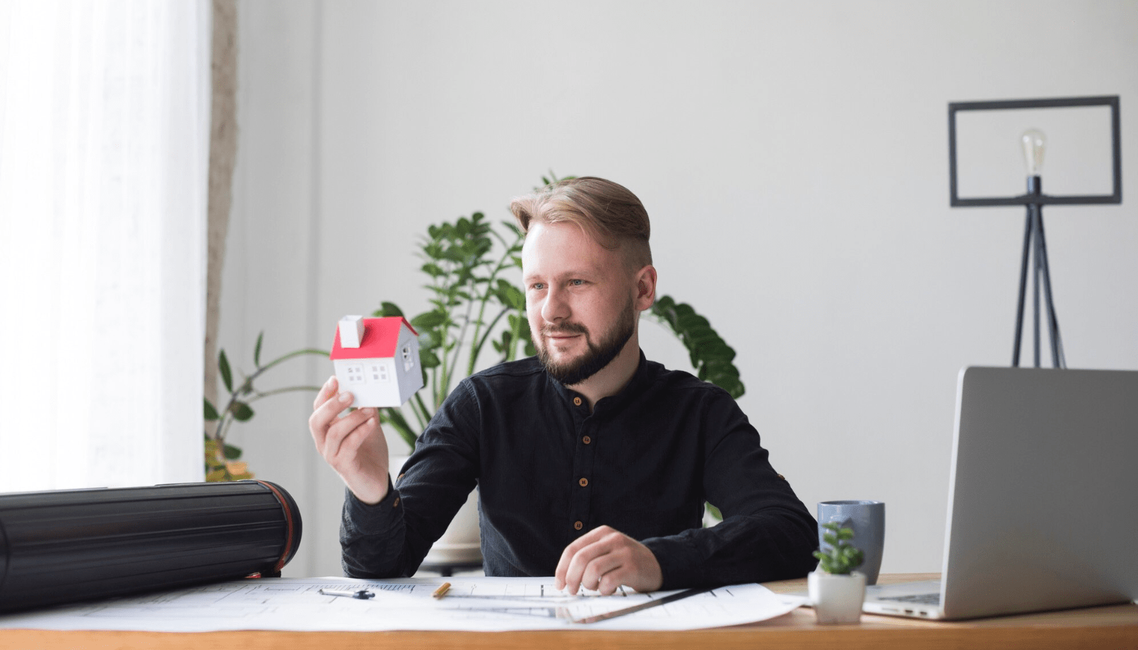 Programs That Help Newcomers to Canada Qualify for a Mortgage